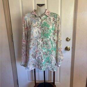 Med Rose + Olive multicolored floral long sleeve button-up blouse.  In EUC!